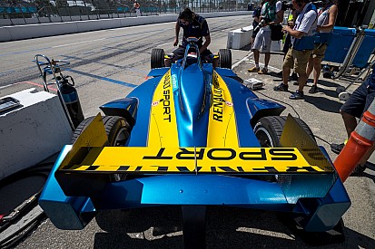 Новая машина Renault e.dams пройдет тесты в июне