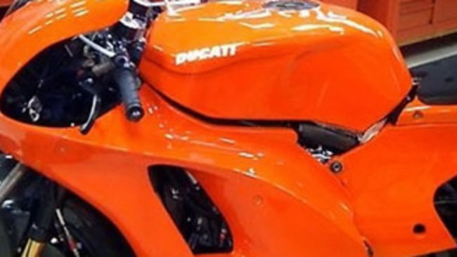 Ducati Desmosedici GP10: la svela Hayden