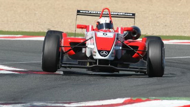 Prima vittoria per il rookie Oliver Webb