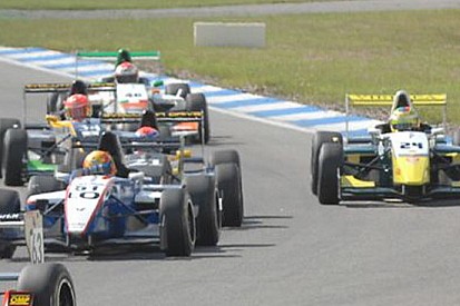 F2000 Light: Turchetto fa doppietta in Francia