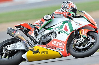 Biaggi sorprende tutti: la Superpole è sua!