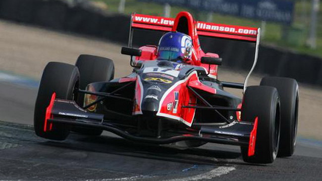 Inglesi al top nelle libere 1 a Silverstone