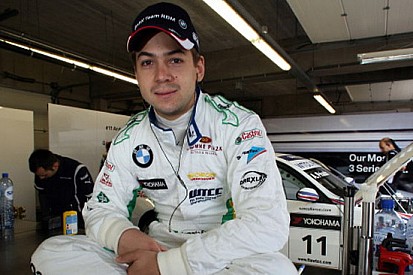 Farfus alla 24 Ore di Dubai con la Schubert Motorsport