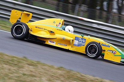 Nicola De Val svetta nei test di Monza