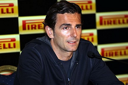 Un ultimo test con la Pirelli per de la Rosa