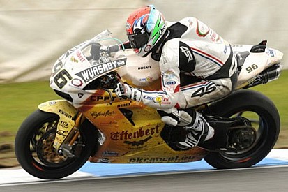Assen, Q1: Smrz conquista la pole del venerdì