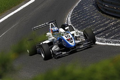 Marco Wittmann vincitore tra i marciapiedi di Pau