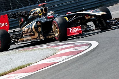 La Lotus Renault presenta l'ala di... gabbiano