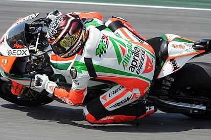 Leggera frattura alla caviglia per Max Biaggi