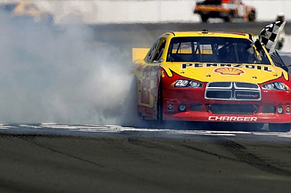 Primo centro stagionale per Kurt Busch