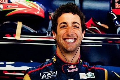 La HRT conferma l'ingaggio di Ricciardo