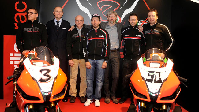 Presentato a Milano l'Aprilia Racing Team