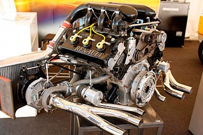 Motori V6 Turbo: ora si vieta la doppia iniezione!