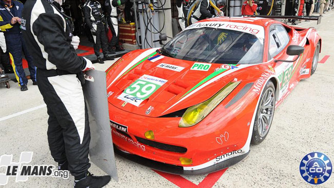 La Ferrari del Luxury Racing rimane a secco