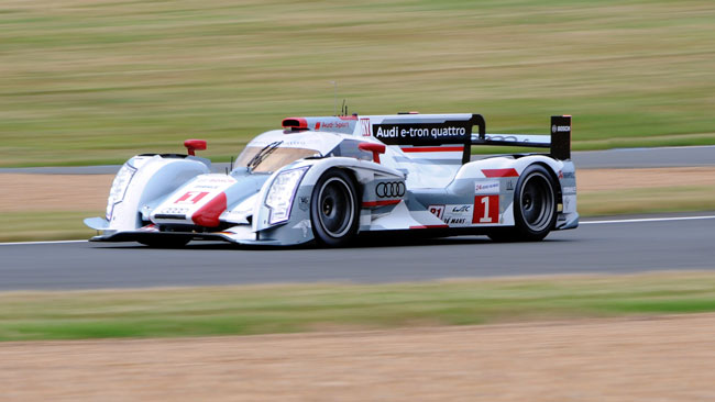 2° Ora: dominio delle Audi R18 e-tron quattro