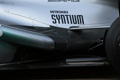 La Mercedes ha comparato gli scarichi del 2012