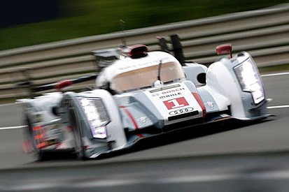 Le Mans: le Audi tentano la fuga dopo 2 ore