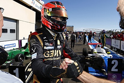 Esteban Ocon debutta in Formula 3 a Macao