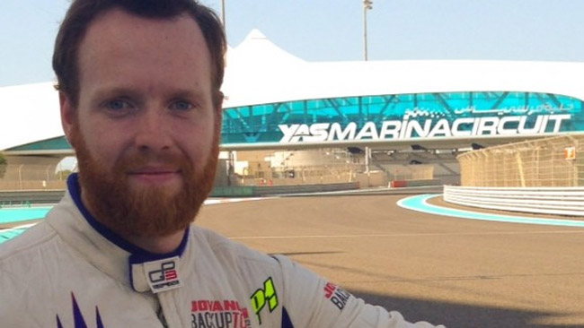 Robert Cregan ad Abu Dhabi con la Trident