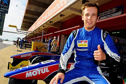 Cougnaud trionfa in gara 2, Jones quinto e campione