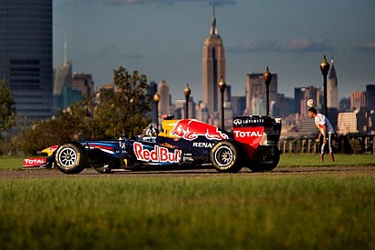 Ecclestone rinvia al 2015 il Gp del New Jersey