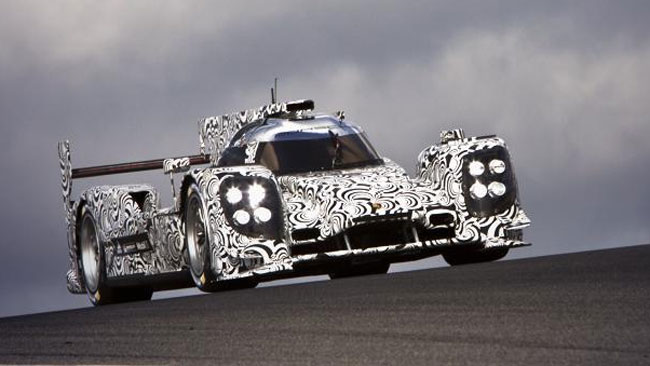 Primi giri con la Porsche LMP1 per Mark Webber