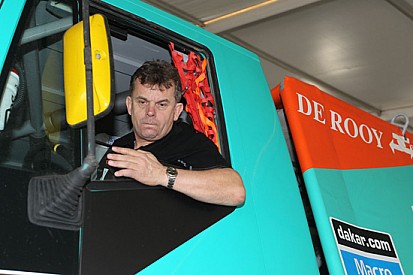 Tre Iveco diversi per il team Petronas De Rooy