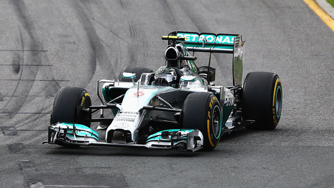 Rosberg e la Mercedes dominano il Gp d'Australia