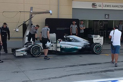 Bahrein, Day 2: Hamilton al top, Ferrari ko!