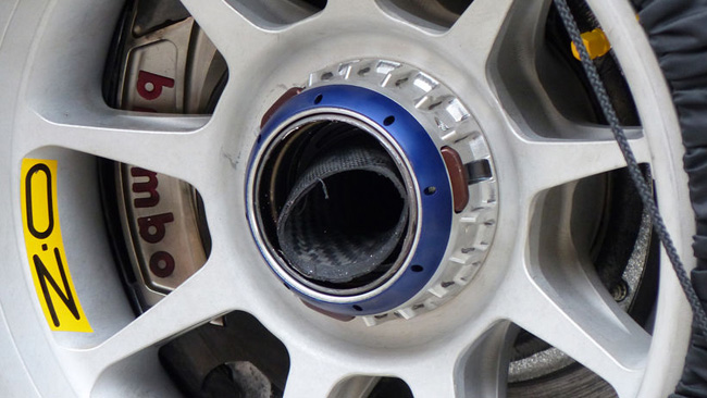Sauber: la C33 a Barcellona avrà i mozzi forati