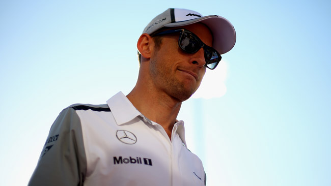 La McLaren nega l'infortunio di Jenson Button