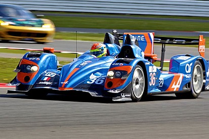La Alpine passa dalle gomme Michelin alle Dunlop