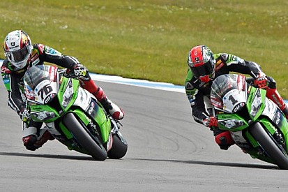 Tom Sykes vede la sua Kawasaki adatta a Sepang