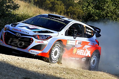 Italia, PS2: Neuville porta in testa la Hyundai!