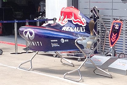 Red Bull: anche la RB10 resta con il cofano stretto