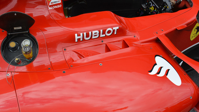 Ferrari: sfoghi asimmetrici ai lati dell'abitacolo