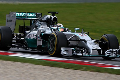 Austria, Libere 2: Hamilton reagisce, Ferrari più lontana