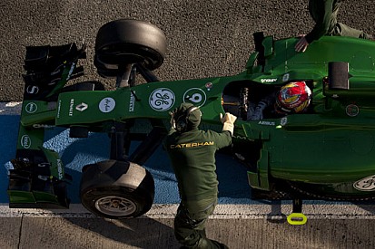 Robin Frijns torna sulla Caterham nelle Libere 1