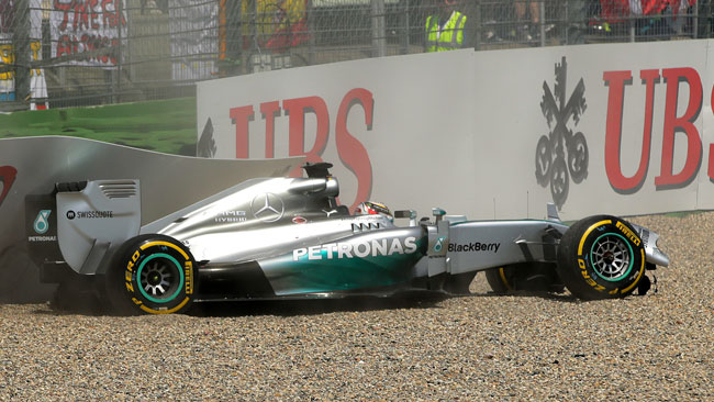 La Mercedes ha sostituito il cambio di Hamilton