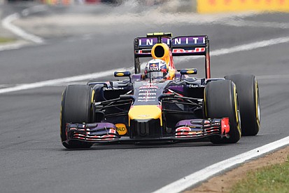 Ricciardo epico in Ungheria davanti ad Alonso