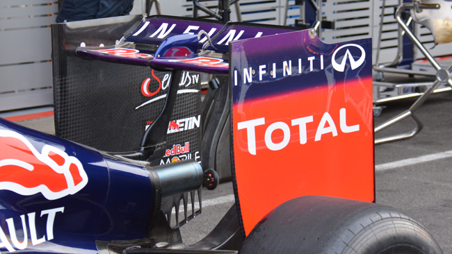La Red Bull con un'ala posteriore quasi neutra!