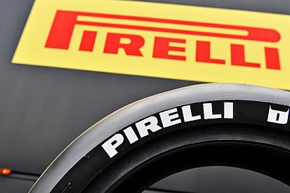 Ufficiale: Pirelli resta in Superbike fino al 2018