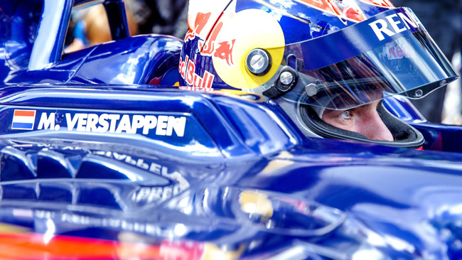 Verstappen ha la Superlicenza: gira a Suzuka!