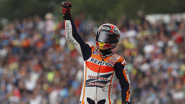 A Motegi vince Lorenzo, ma Marquez è campione