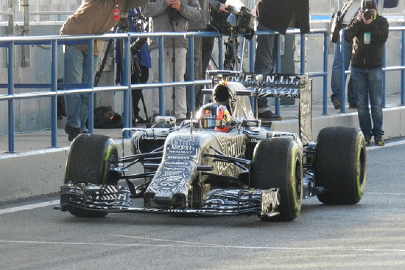 Jerez, Day 4, Ore 10: Kvyat davanti, ma subito ko