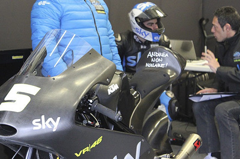 Romano Fenati rallentato da problemi di elettronica