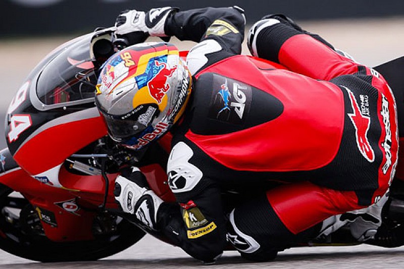 Argentina, Libere 1: Folger subito sotto alla pole 2014