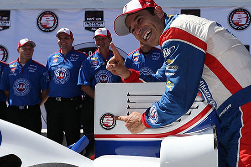 Castroneves batte Montoya nella caccia alla pole