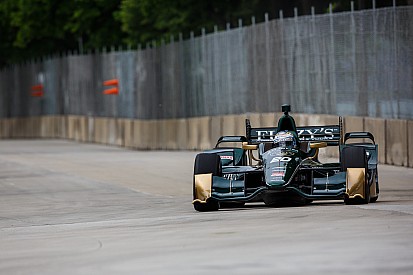EL2 - Filippi le plus rapide à Detroit, Bourdais dans le mur