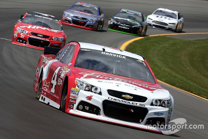 Kevin Harvick tops first Sprint Cup practice, Kurt Busch finds the wall